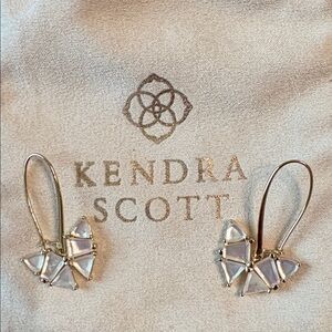 EUC Kendra Scott Beautiful Gold & Ivory Mother-Of-Pearl Butterfly Earrings